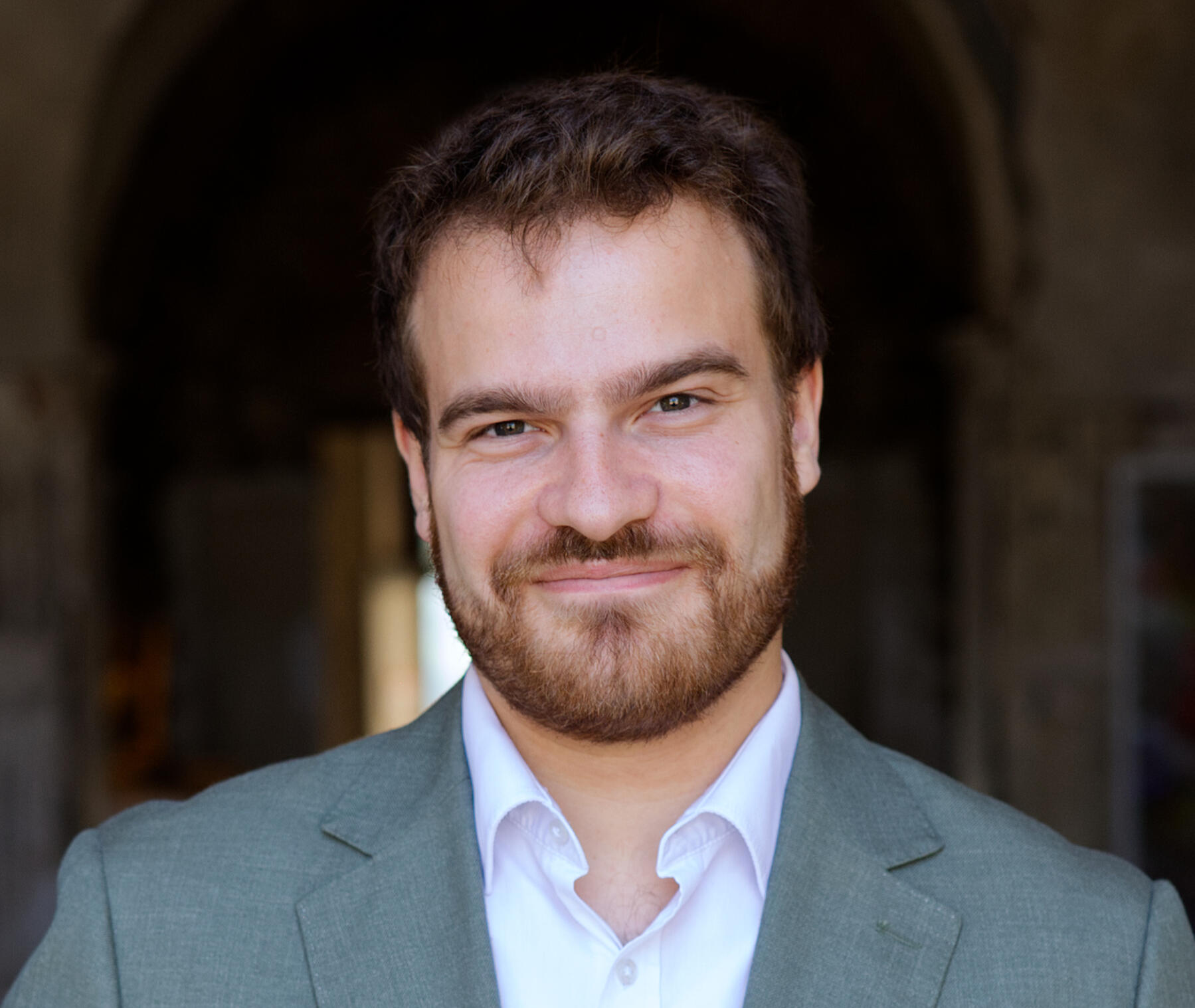 Christian Loizou, headshot
